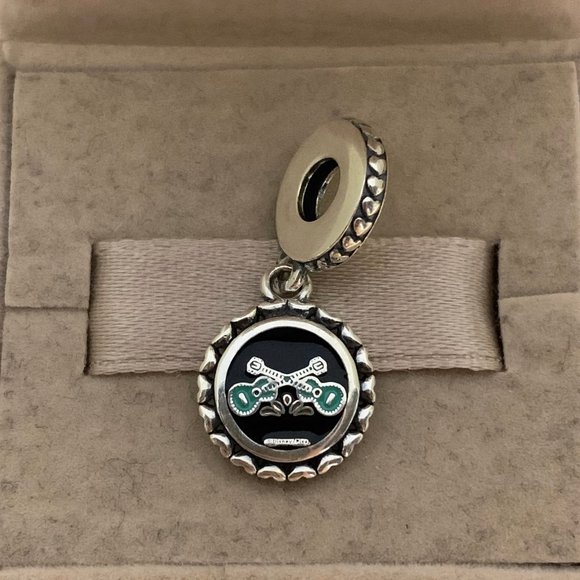 Pandora Disney Coco Two Sided Dangle Charm Pendant,Guitar, musical, skull head - Picture 2 of 7